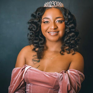 Meet your Posher, Pasha